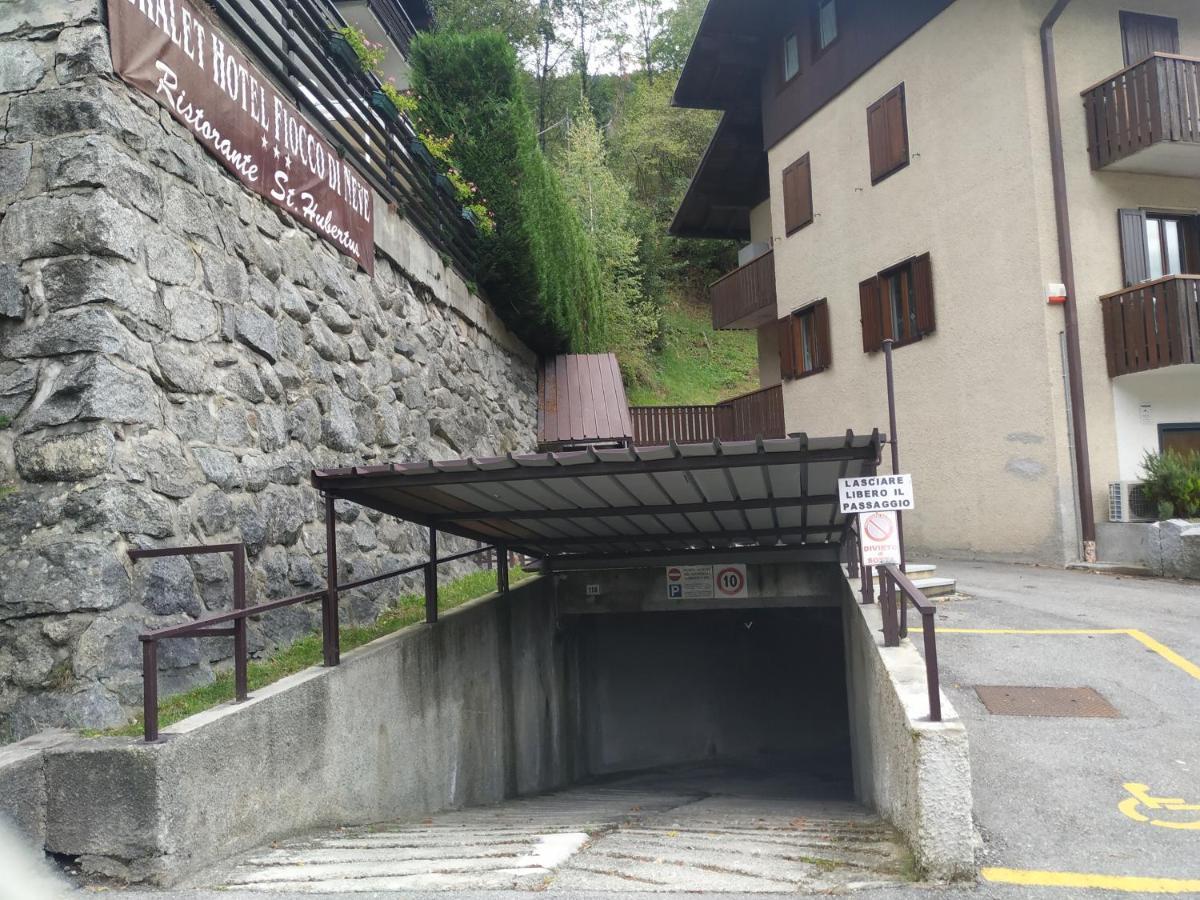 La Mansarda Di Emma Apartment ปินโซโล ภายนอก รูปภาพ