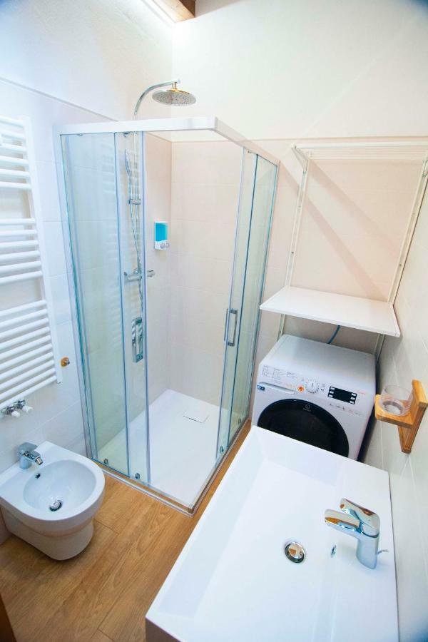La Mansarda Di Emma Apartment ปินโซโล ภายนอก รูปภาพ