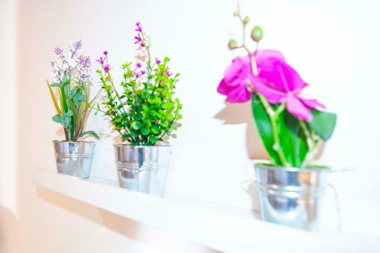 La Mansarda Di Emma Apartment ปินโซโล ภายนอก รูปภาพ