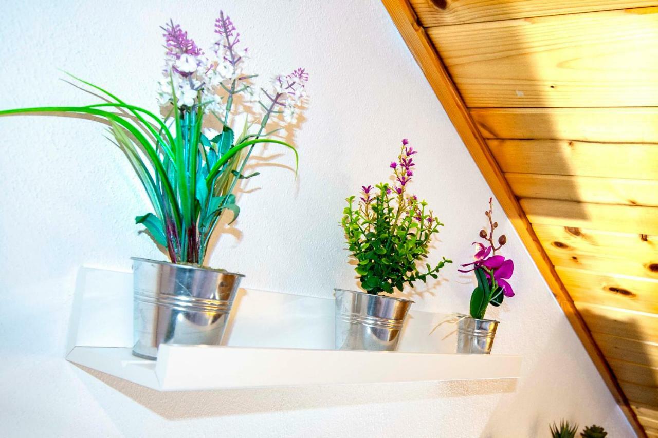 La Mansarda Di Emma Apartment ปินโซโล ภายนอก รูปภาพ