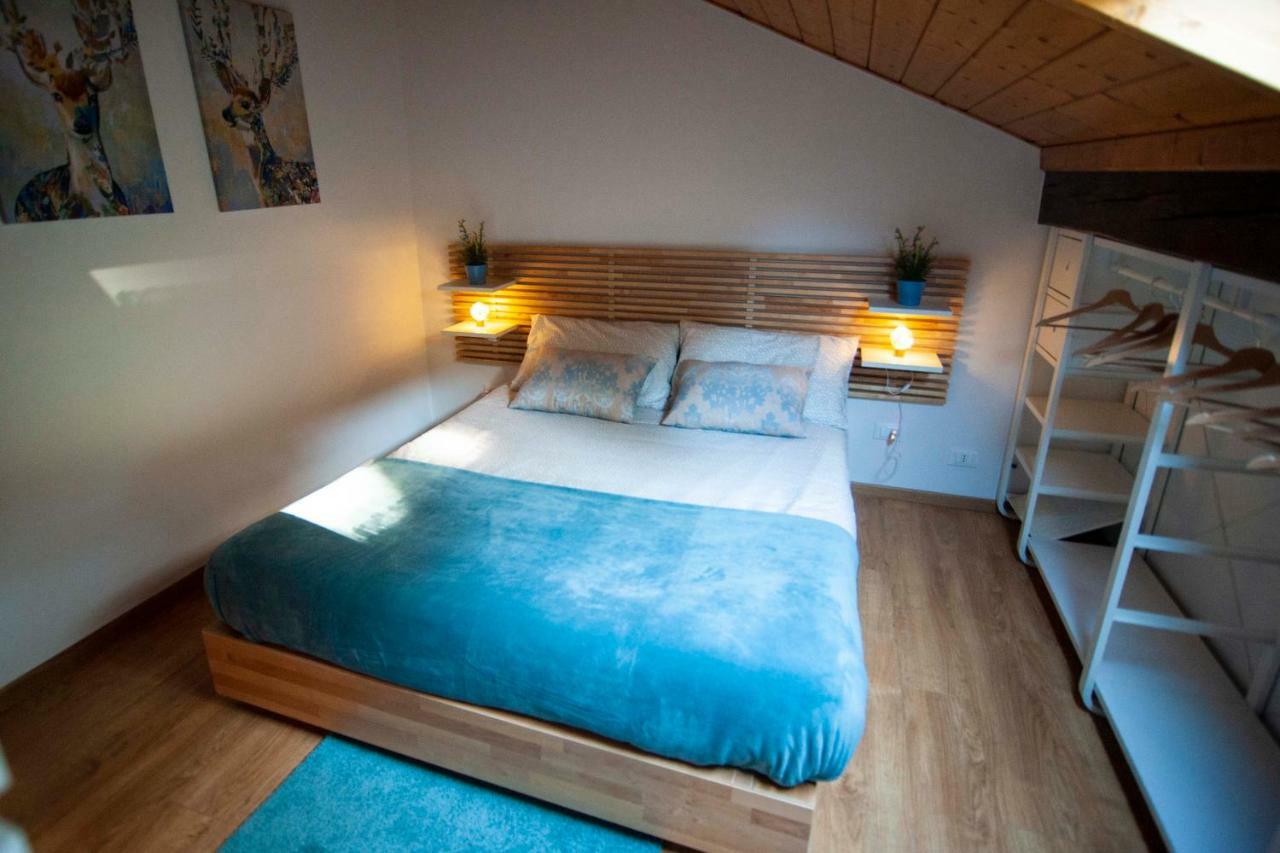 La Mansarda Di Emma Apartment ปินโซโล ภายนอก รูปภาพ